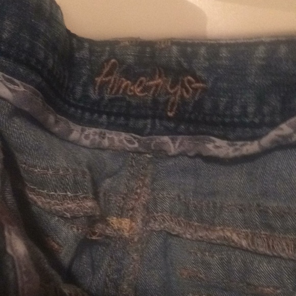 Amethyst size 10 ripped jeans - Picture 3 of 4